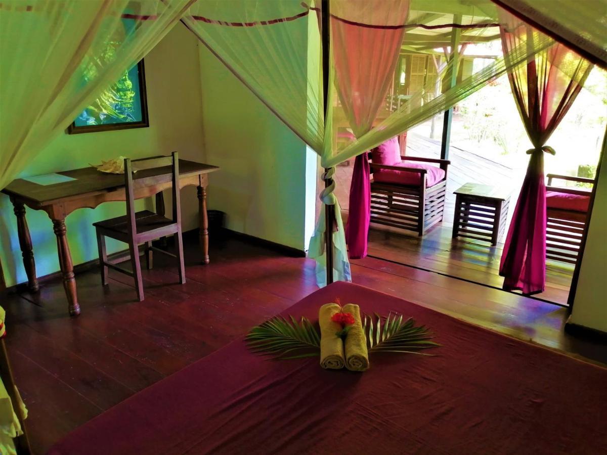 Chambres D'Hotes Villa Les Orchidees Chez Ago Ile Sainte-Marie المظهر الخارجي الصورة